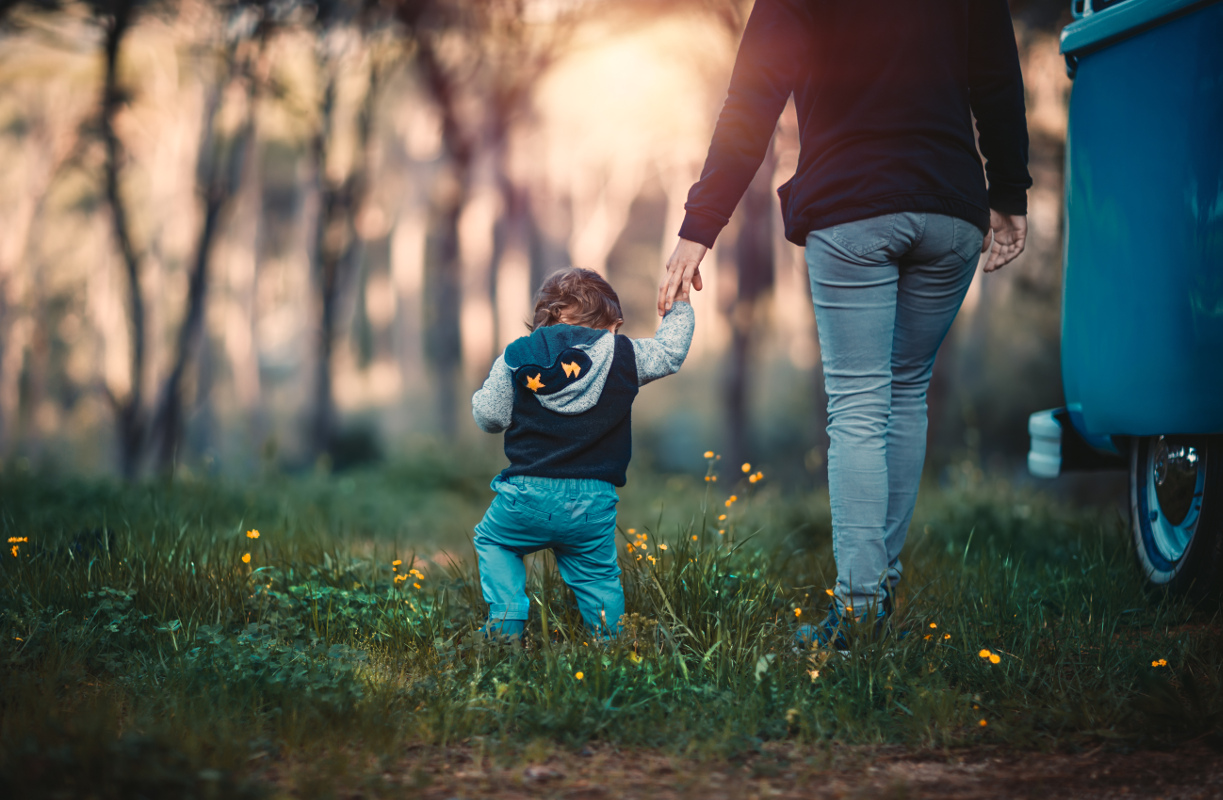 Zelten mit Baby - 10 Tipps für die erste Reise mit deinem Neugeborenen