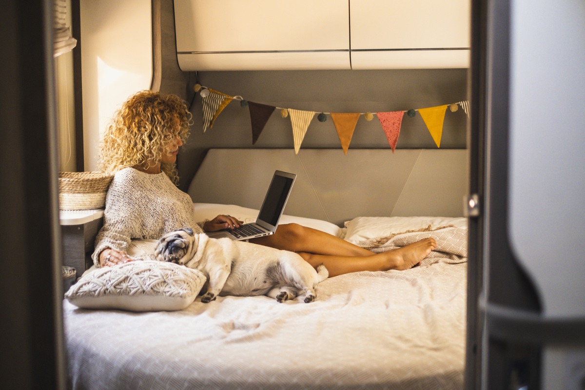 Festes Bett oder täglicher Umbau - Was macht mehr Sinn für deinen Camper?