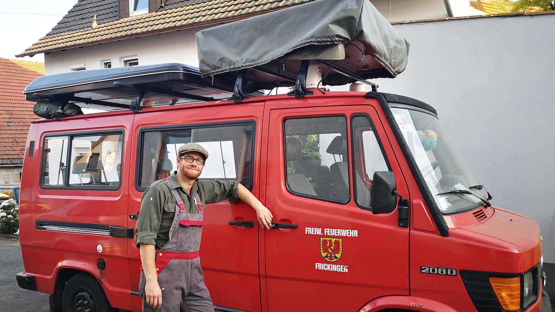 Camping Urlaub im Feuerwehrauto
