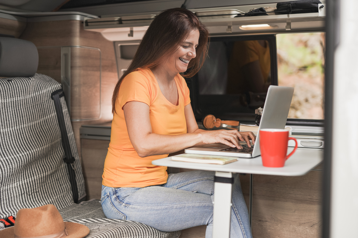 10 Tipps für ein effektives Homeoffice im Campervan