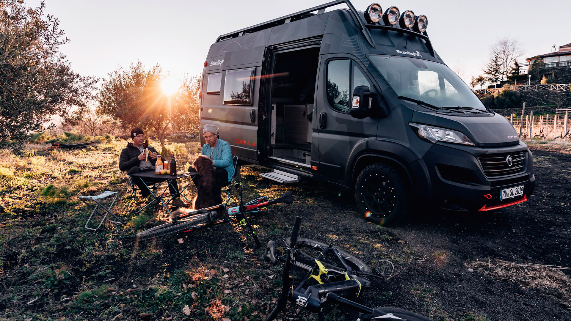 Action ohne Limit. Mit dem Cliff 4x4 Adventure Van
